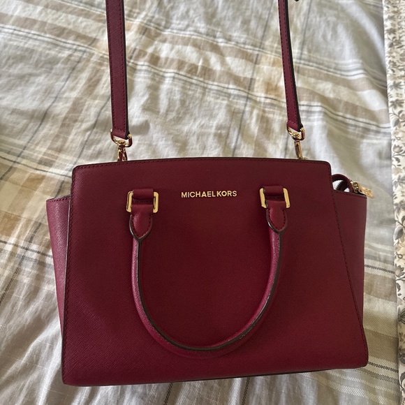 Michael Kors Selma Medium Saffiano Leather Satchel - Picture 1 of 8